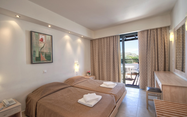 Pefkos Village Resort