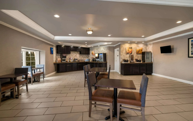 Comfort Inn & Suites Plattsburgh - Morrisonville