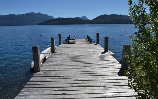 Correntoso Lake & River Hotel