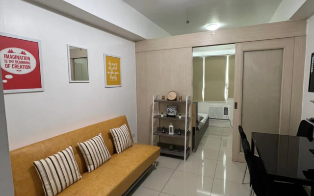 Staycation Sea Residences MOA Jermel