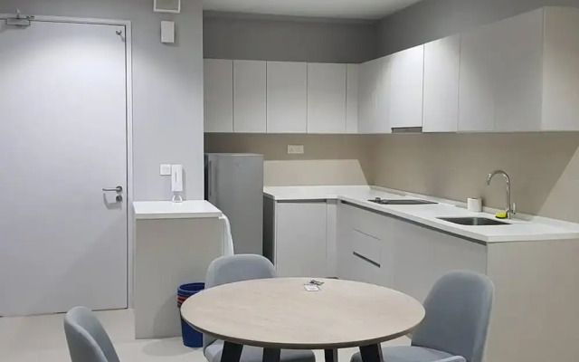 Hyde by EUZMO Residences @ i-City