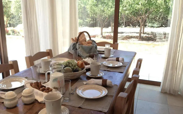 Villa Lefka