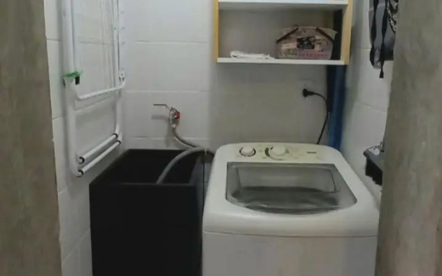 Apto 1 QT - Praia - Piscina - Wi-Fi - Ar Cond.