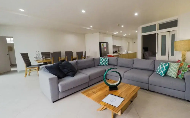 Manly Stay LUX Apartments