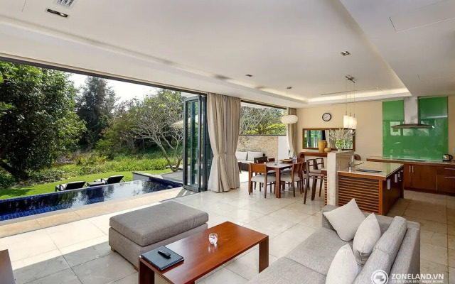 Zoneland Premium-The Ocean-Point Villa