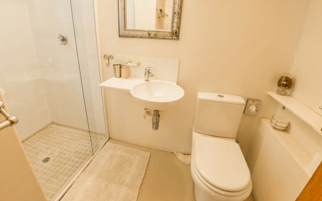 Mackaya Bella Guest House