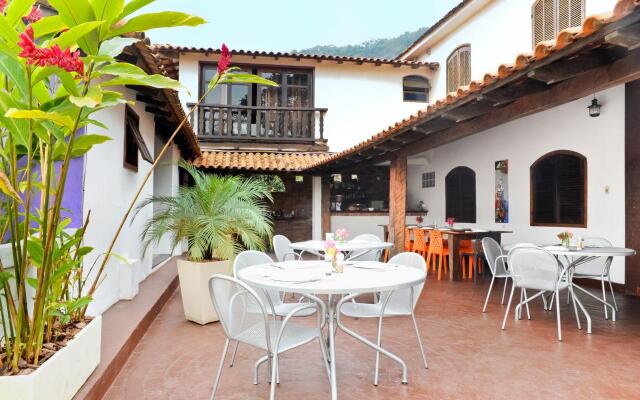 CasaJOMO Art, Food & Music B&B