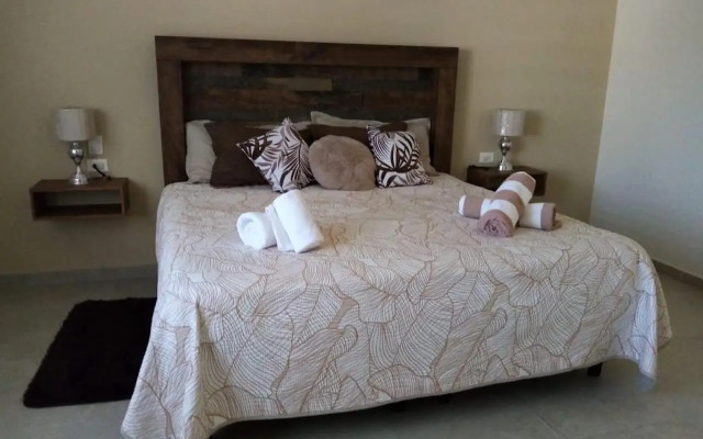 Casa amplia con Alberca y Roof Garden