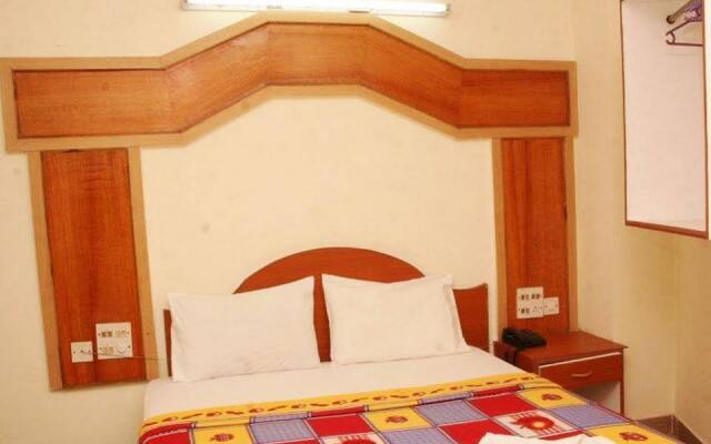 Hotel Sharq Residency