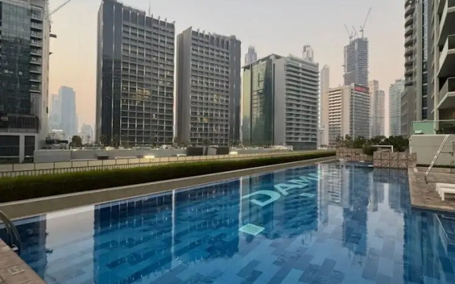 1BR Near metro.Canal  View. Mer. 1709