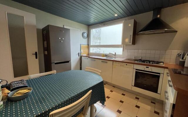 Bel appartement clair à 10mn du port à pied