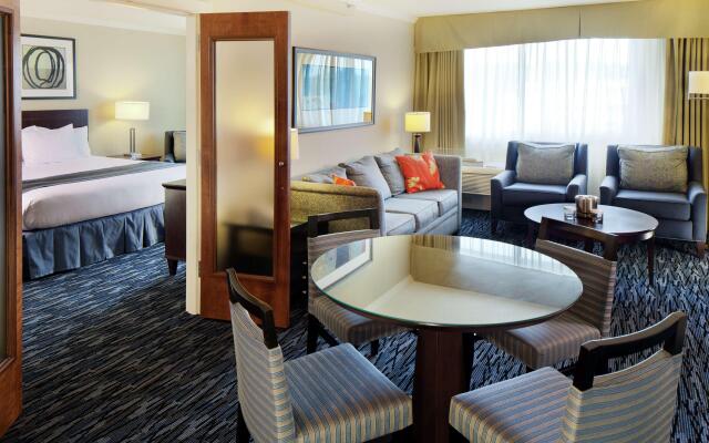DoubleTree by Hilton Hotel Norwalk