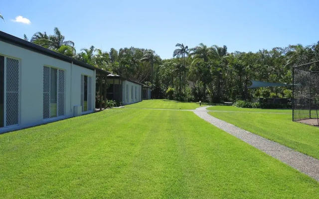 The Shores Holiday Apartments