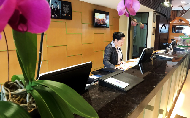 Mercure Surabaya
