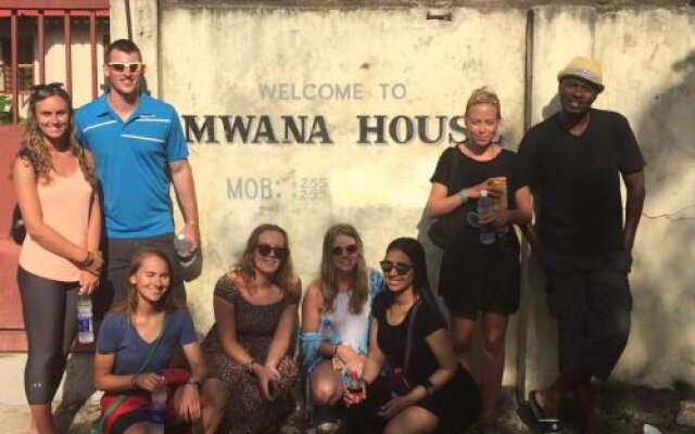 Mwana House