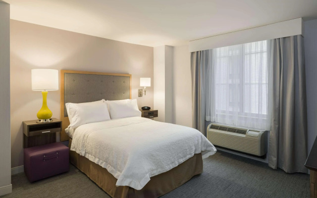 Hampton Inn Manhattan/Times Square South