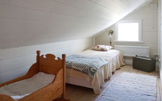 6 Person Holiday Home in Hedekas-by Traum