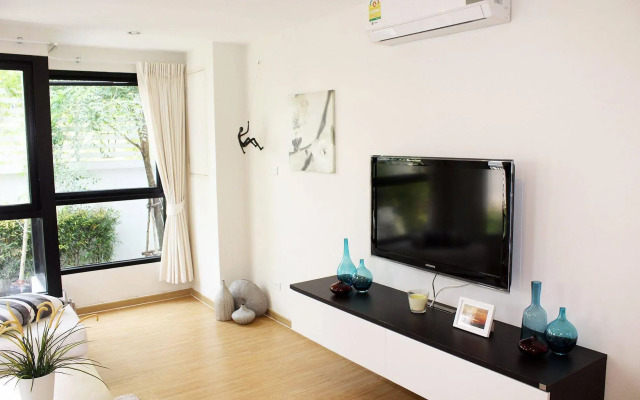 UTD Aries Hotel & Residence