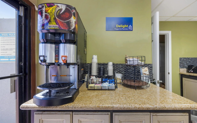 Best Western Fairwinds Inn