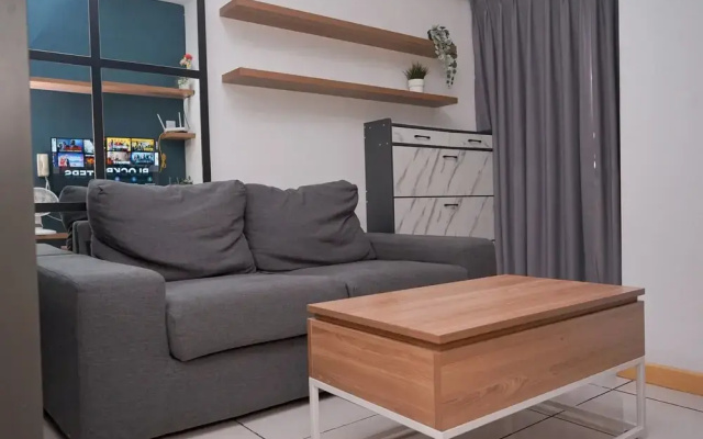 Comfortable And Strategic 2Br Apartment M-Town Residence