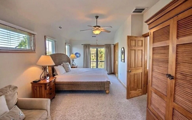 C & Sky 4003 - 9 Br Home