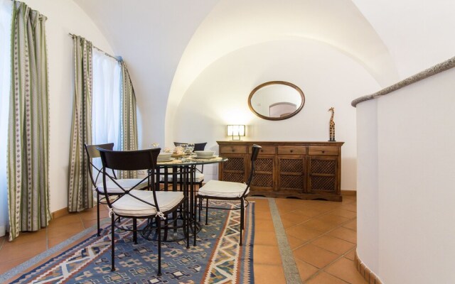 Grand Luxury Apartment Attic Hroznova