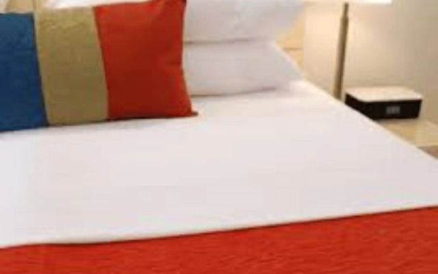 Broadwater Mariner Resort