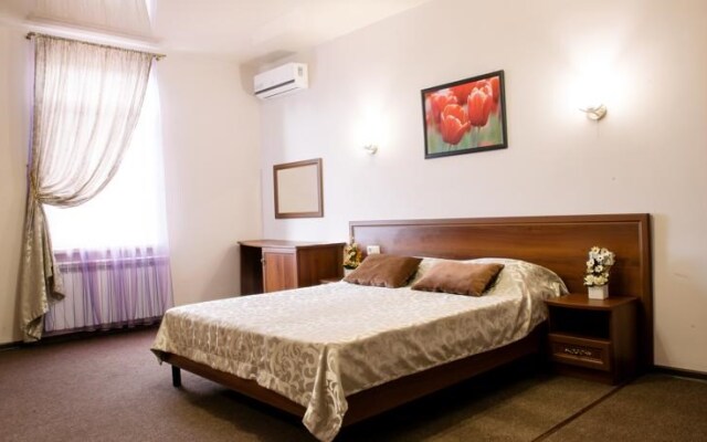 Izumrud Guest House