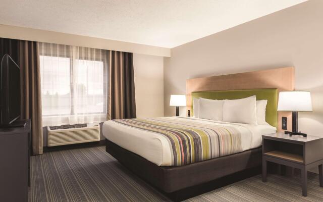 Country Inn & Suites by Radisson Erie