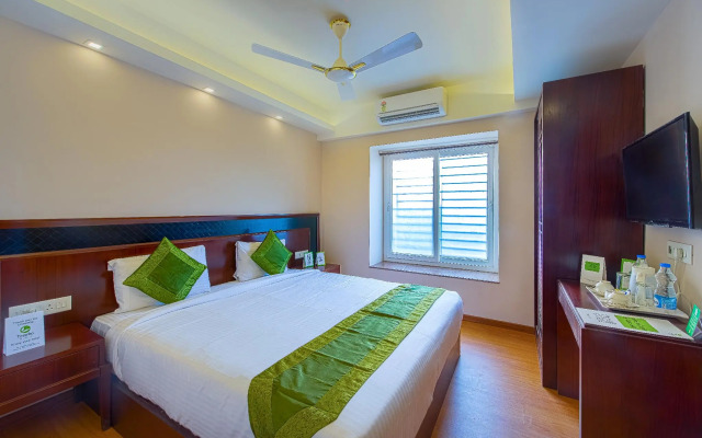 Treebo Vedanta, Metropolitan