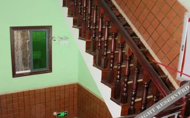 Xingyuexuan Family Hostel