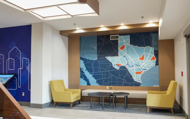 Holiday Inn Express & Suites Dallas Southwest-Cedar Hill by IHG