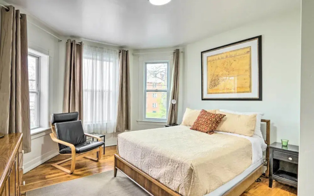 Hartford Vacation Rental - Close to Downtown!