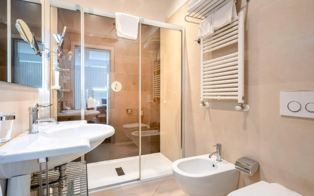 International Beach Hotel