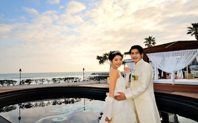 Sayan Terrace Hotel & Resort