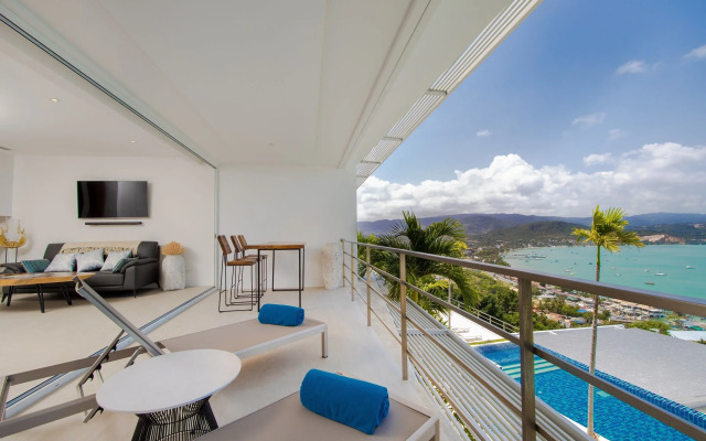 Luxury Apartment Unique Residences