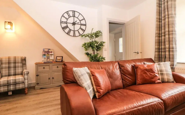 1 Orchard View
