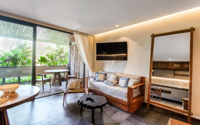 Miraluna B223 at Luum Zama