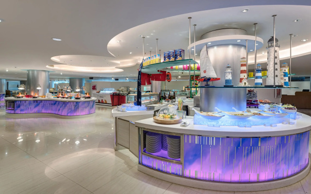 Regal Airport Hotel