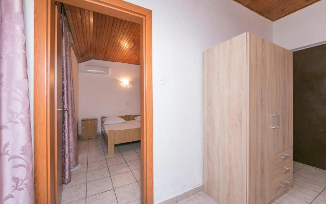 Apartment Podaca 4734b