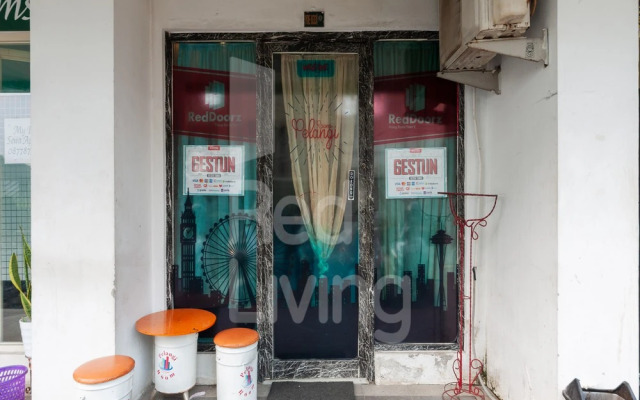 RedLiving Apartemen Green Lake View Ciputat - Aurora Rooms