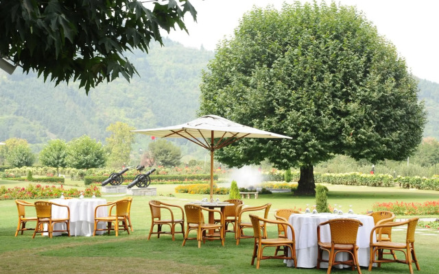 The Lalit Grand Palace Srinagar