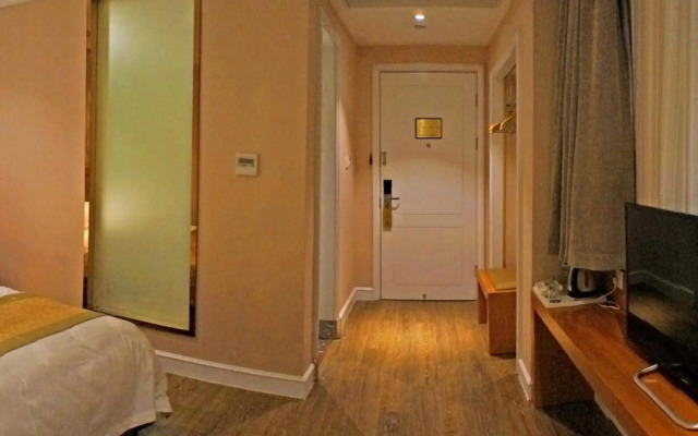 GreenTree Inn YanCheng BinHai OuBaoLiYa City Square Hotle