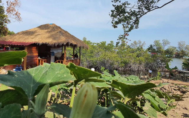 4k Camp Koh Rong