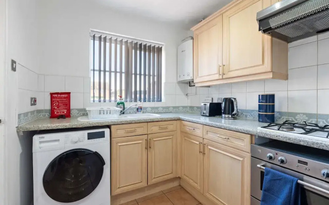 Homely 3 bed House Near Birmingham City Centre
