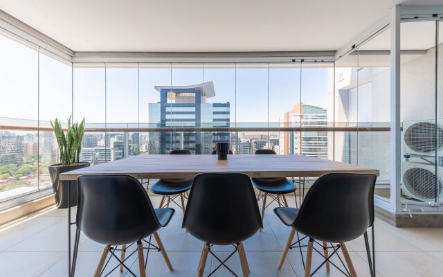 Apartamento com vaga e vista panorâmica | Vila Olímpia
