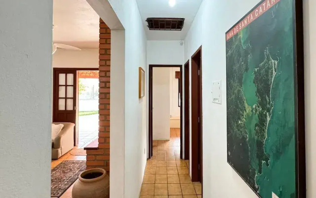 Casa Aconchegante a 100 metros da praia