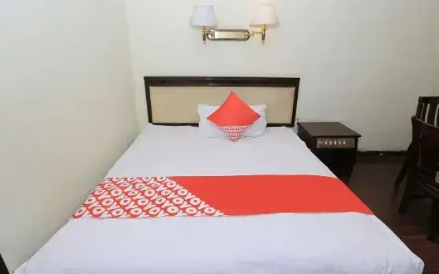 OYO loudi golden shield hotel
