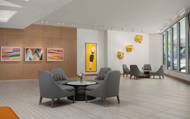 The Art Hotel Denver, Curio Collection by Hilton