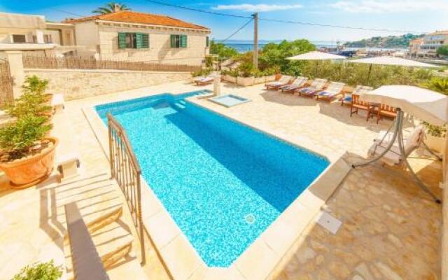 Holiday Home Sumartin